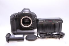 【美品】Canon EOS-1DMK3 EOS-1D MARK III (JP) デジタル一眼レフカメラ