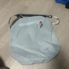 美品　廃番品　ヒリアド 12　アークテリクス　ARC’TERYX Special ARC'TERYX オリンピック 3zip Theta AR M - メルカリ