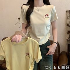 【美品・未使用新品】半袖です☆半袖Tシャツ 夏 2025 刺繍 花 スリム ショート ラウンドネック ブラウス レディース