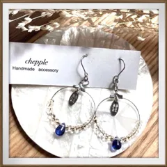 No.567 ドロップ型ガラスチャームハンドメイドピアス　ハンドメイドイヤリング