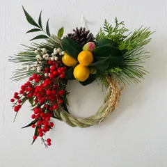南天と柘植のいわみのしめ縄 南天と柘植のいわみのしめ縄
