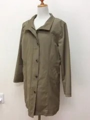 オリーブベージュの前ジップコート 着脱ライナー付き 