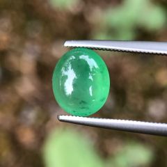 [美品 早いもの勝ち]ミャンマー産　本翡翠　ルース　2.50ct　ガラス質　甘やかなフルーツグリーン　蛍光気味　うるうる煌めく　高品質　希少　1点物　男女兼用 　国内鑑別書付き