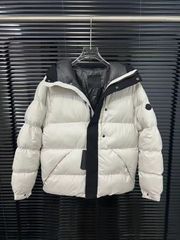 MONCLER モンクレール ダウンジャケット