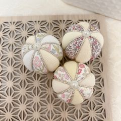 リバティ木目込み手毬❀　5cm木目込み手毬3個セット 　〜七五三　お食い初め　撮影小物