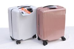 新品　A.L.I　アジア・ラゲージ　スーツケース　40L（拡張時48L）　アッシュコーラル・ホワイト  大容量 軽い 拡張機能付き　100席以上航空機内持ち込み可能サイズ　キャリーケース　ハードケース