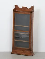 1950年代 ヴィンテージ スモール ガラスドア ウッド キャビネット