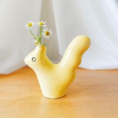 鹿児島 睦 リスの花器  栗鼠  イエロー オブジェ  En Liten Van (Squirrel)   KMSQYE