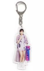[중고] 잡화 시바타 유나(노기자카 46) 개별 전신 아크릴 키홀더 [Route 246] 공식 웹숍 예약 한정