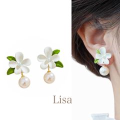 ピアス プルメリア 花 パールピアス レディース ハワイアン 韓国 おしゃれ
