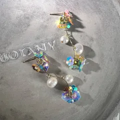 淡水パールとフラワーピアス・イヤリング