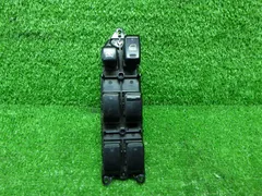 トヨタ　AZT241/246　カルディナ　運転席　パワーウィンドウスイッチ　211119214