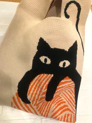 新品  ちょい持ち便利 ねこ柄ニットバッグ