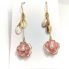 Ｎｏ．42　ハンドメイド　ピアス　イヤリング　桜　さくら　ピンク　レジン