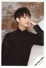 【中古】生写真(ジャニーズ) Hey! Say! JUMP/有岡大貴/上半身・衣装黒・左手顎・顔右向き/DVDシングル「愛だけがすべて -What do you want?-」MV＆ジャケ写オフショット/公式生写真