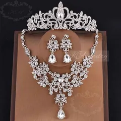ティアラ ネックレス イヤリング ピアス 3点セット 結婚式 ウエディング ブライダル ウェディング 髪飾り シルバー ヘッドアクセサリー 花