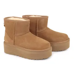 2025年最新】ugg 24cm 新品 未使用の人気アイテム - メルカリ