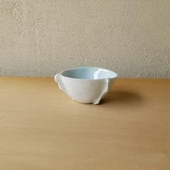 ぐい呑　青白磁 青磁 酒器 ぐい飲み ぐい呑み 猪口 酒呑み 作家
