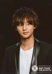 【中古】生写真(ジャニーズ) Kis-My-Ft2/藤ヶ谷太輔/バストアップ・衣装黒・白・目線右・背景黒/Kis-My-Ft2 LIVE TOUR 2017 MUSIC COLOSSEUM フォトセット