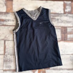 NIKE ノースリーブ リバーシブル　スウッシュ　センター刺繍ロゴ　希少　メンズM