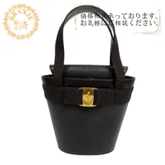 週末セール‼️フェラガモ ヴァラ　バケツ　ハンドバッグ　黒 Ferragamo VARAバケツ型ハンドバッグ