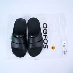 新品未使用ウーフォス OOFOS ウーフォス OOahh - Black OOFOS ウーフォス OOahh ウーアー リカバリーサンダル スリッパ クッション ストラップサンダル ブランド
