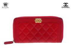 CHANEL♥ボーイシャネル✨ジップタイプ♥赤✨コンパクト長財布♥超美品 