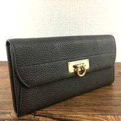 未使用品 Salvatore Ferragamo 長財布 こげ茶 170 - メルカリ