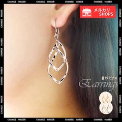 菱形ピアス レディース 多層 ぶらさがり アクセサリー 耳飾り ピアス 大ぶり 両耳 揺れる 多層のひし形 輝く 合金 フック型ピアス ボリューム 細身のフレーム 小顔効果 パーティー フォーマル お出かけ シルバー ゴールド CH1GTUO-003