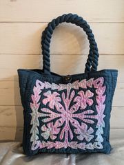 ハワイアンキルト バニティポーチ - メルカリ