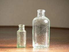 【1930s~】大小セット 日本 昭和初期 薬瓶 小瓶 気泡 歪み