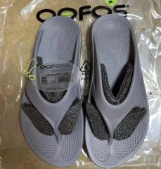 新品 未使用 サンダル ウーフォス ウーオリジナル OOFOS OOriginal グレー/SLATE