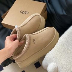 UGG アグ サンダル