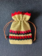 チューリップ　巾着　小物入れ　ハンドメイド　編み物