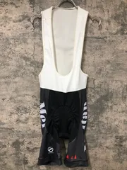 未使用に近い ユニバーサルカラーズ カーゴビブショーツ Lサイズ　黒 □ 公式 □ 2XU/ツータイムズユー ショートタイツ WA4176bBNRO