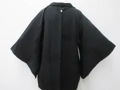 【一輝堂】【着物】黒羽織　雲取りに古典地紋　一つ紋　羽織紐別売り　身丈約82㎝　裄丈約65㎝　25z02-944