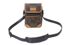 LOUIS VUITTON ルイヴィトン アマゾン メッセンジャーショルダーバッグ N40357 ダミエジャイアント NIGO LVスクエアード 美品 中古 4b001017