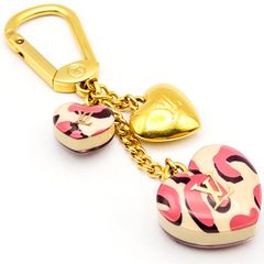 ルイヴィトン LV ハート チャーム キーホルダー ピンク カモフラ