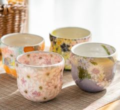 4点　日本製　ゆずりは工房 ＊福々碗（瓢型）＊  酒器  花柄 おしゃれ かわいい    陶器 瀬戸焼 和食器 手描き 海外プレゼント 贈り物 ギフト 母の日 敬老の日 誕生日