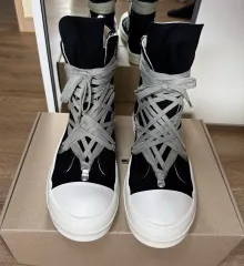 2025年最新】rick owens ラモーンズ 42の人気アイテム - メルカリ