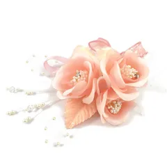 【最短発送】な装いに エレガント シーンや フォーマル ピンク クリップ付 ピン ブローチ コサージュ 三つ花ローズ 手作り [クレインズコレクション]