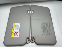 【純正パーツ】　ダイハツ　タント　L375S　L385S　サンバイザー　日除け　室内用　左右セット　中古パーツ　小傷、汚れ多少あり　鏡無し