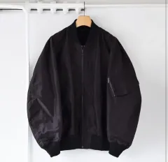 COMOLI (コモリ) シルクナイロン MA-1