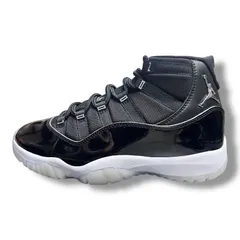 NIKE Air Jordan 11 
