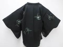 【一輝堂】【着物】黒羽織 縫取 植物文 羽織紐付 身丈約81cm 裄丈約62.5cm 25z05-2734