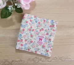 New*サニタリーポーチ*サニタリーケース*いちご小花柄* ピンク*ハンドメイド