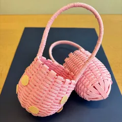 何に見えるかな？　エコクラフト　小物入れ（2個セット） 【ピンク　果物　ハンドメイド】