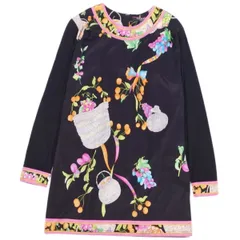 ♥️ロゴが沢山入った♥️人気のレオナールワンピース