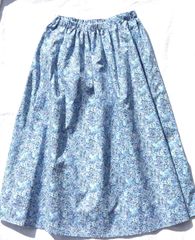 リバティ　定価19,250円　LIBERTY.　リバティプリント　スカート　日本製　PS2421036
