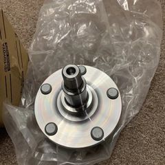 日産スカイラインR34系 純正リアハブ 新品 - メルカリ